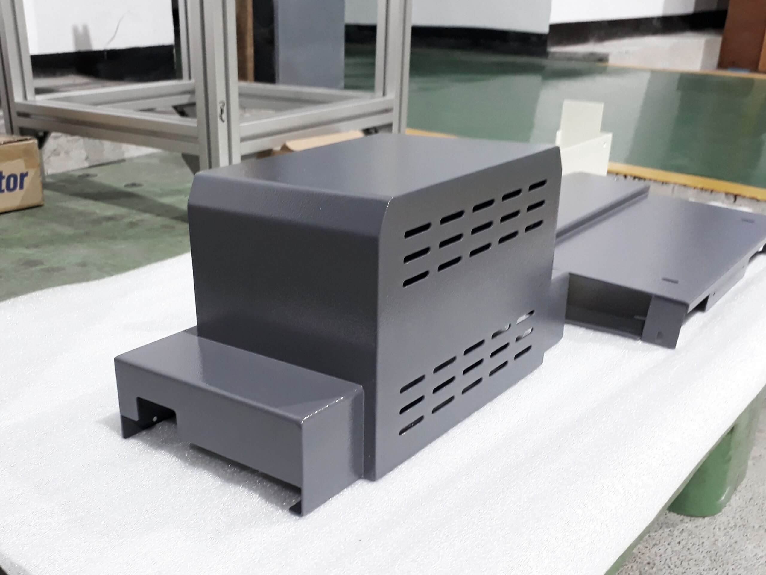 Plastic injection machine sheet metal part