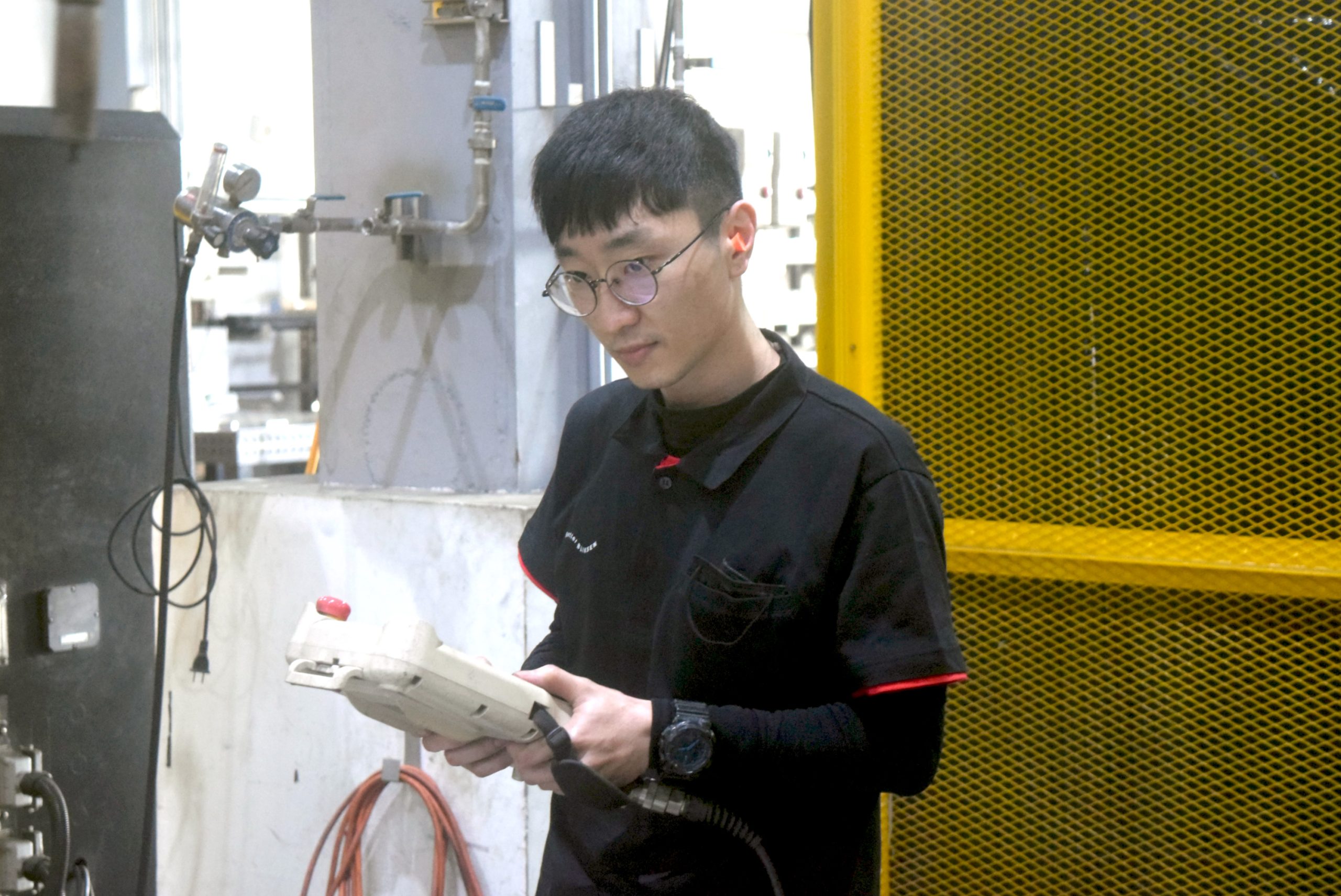 迎盛製造部焊接課副組長潘建宇-